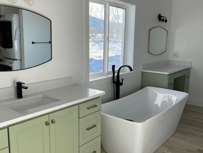 Quartz bathroom countertop
